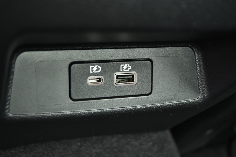 Nissan Altima Vehicle Image 22