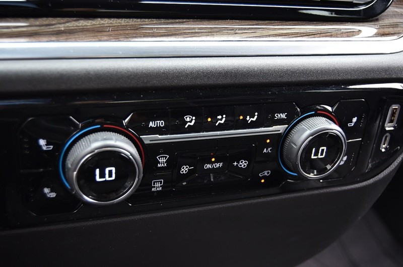 Chevrolet Silverado 1500 Vehicle Image 16