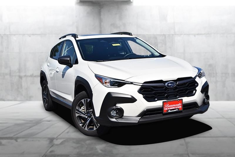 Subaru Crosstrek Vehicle Image 02