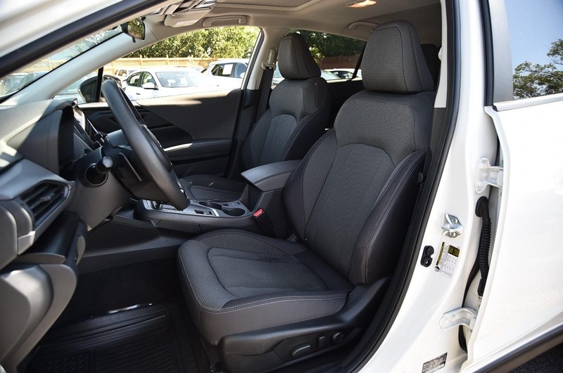 Subaru Crosstrek Vehicle Image 17