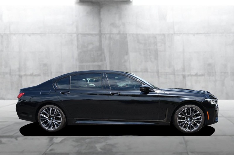 BMW 7 Series Vehicle Image 05