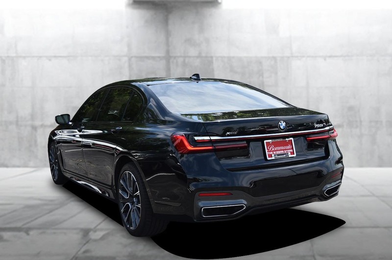 BMW 7 Series Vehicle Image 07
