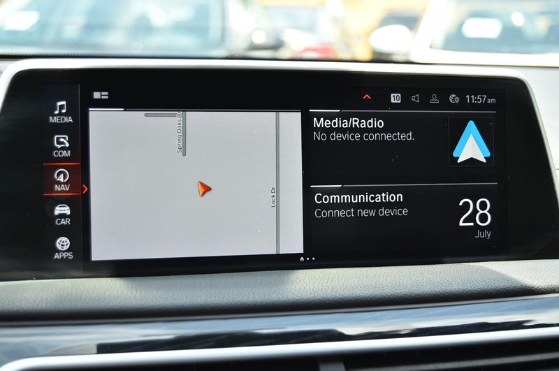 BMW 7 Series Vehicle Image 16