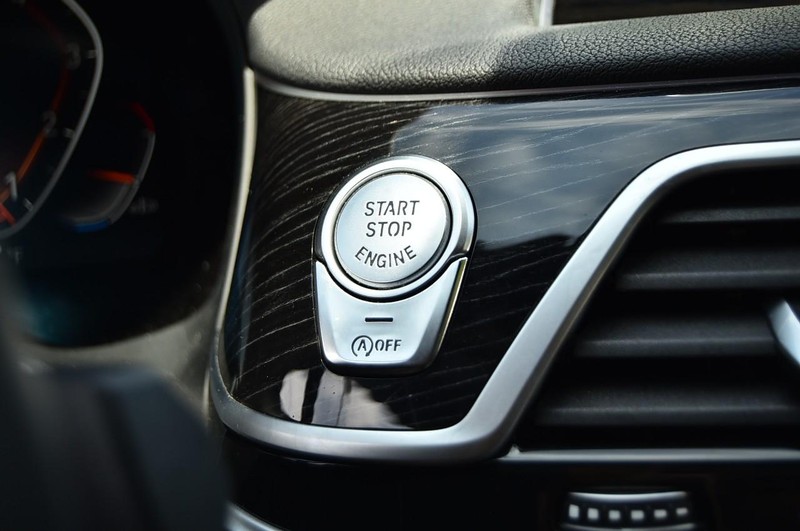 BMW 7 Series Vehicle Image 21