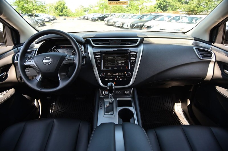 Nissan Murano Vehicle Image 08