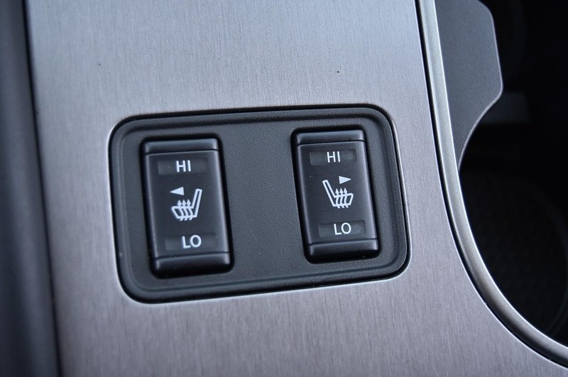 Nissan Murano Vehicle Image 18