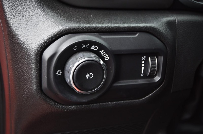 Jeep Wrangler Vehicle Image 10