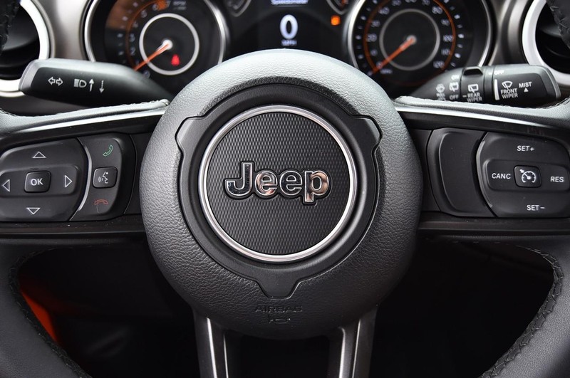 Jeep Wrangler Vehicle Image 20