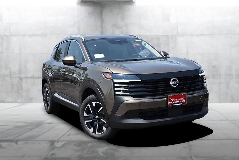 Nissan Kicks Vehicle Image 02