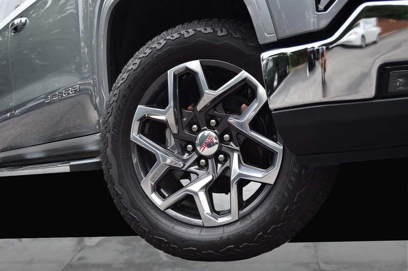 GMC Sierra 1500 Vehicle Image 03