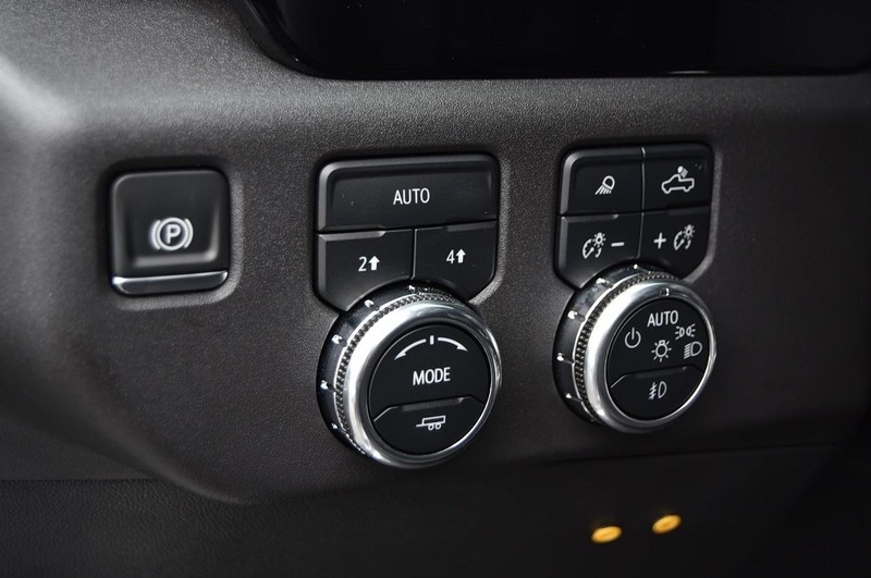 GMC Sierra 1500 Vehicle Image 14