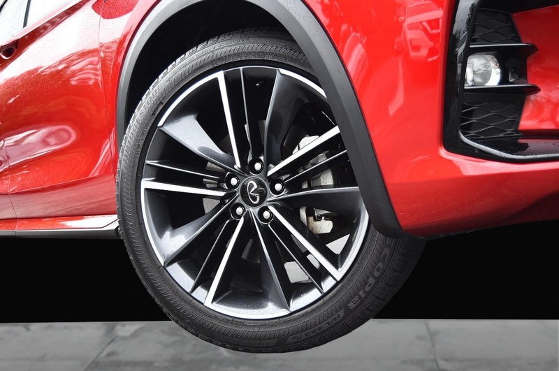 INFINITI QX50 Vehicle Image 03