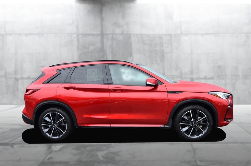 INFINITI QX50 Vehicle Image 05