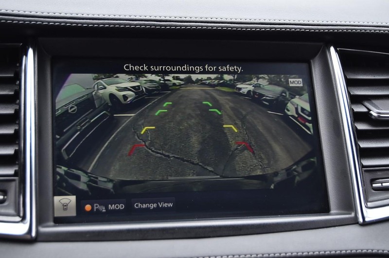 INFINITI QX50 Vehicle Image 16
