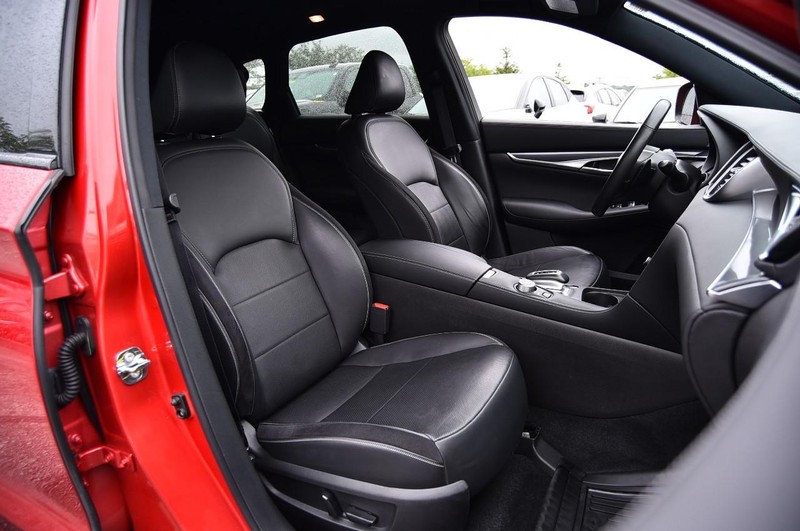 INFINITI QX50 Vehicle Image 25