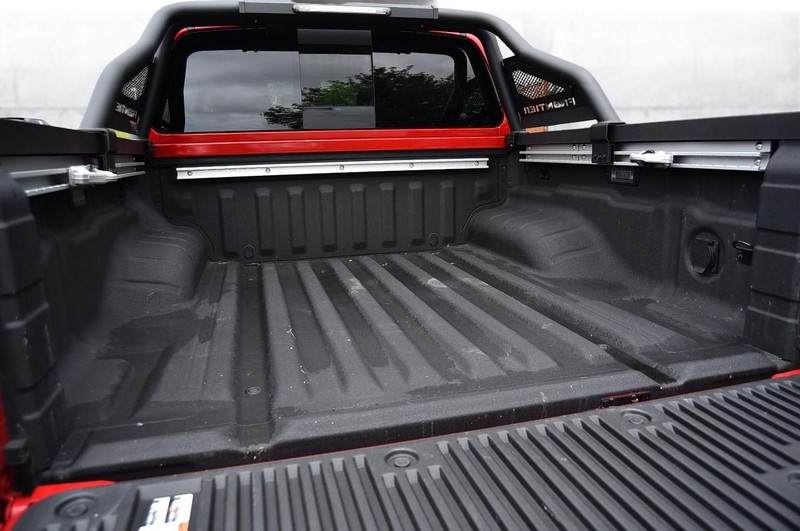 Nissan Frontier Vehicle Image 07
