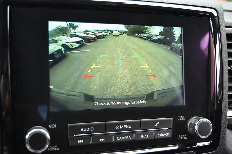 Nissan Frontier Vehicle Image 15