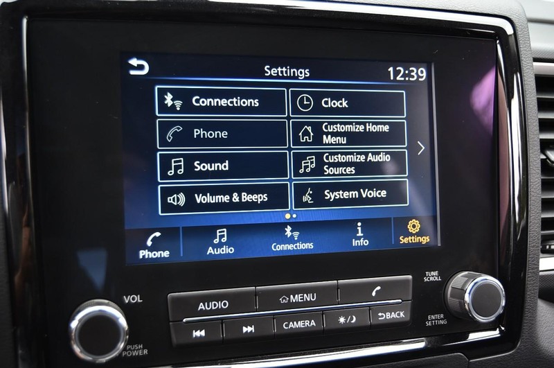 Nissan Frontier Vehicle Image 16