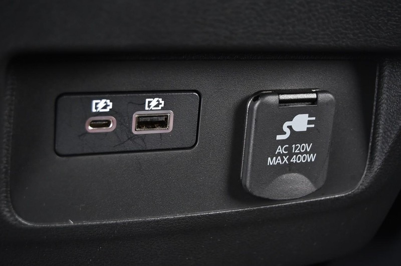 Nissan Frontier Vehicle Image 24