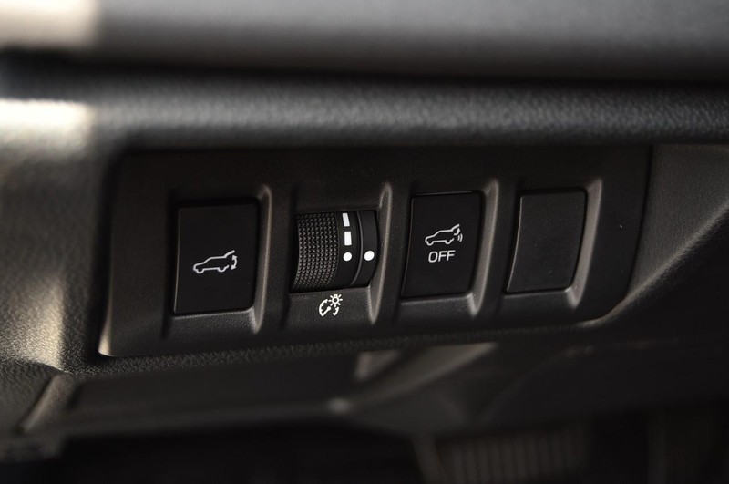 Subaru Outback Vehicle Image 13