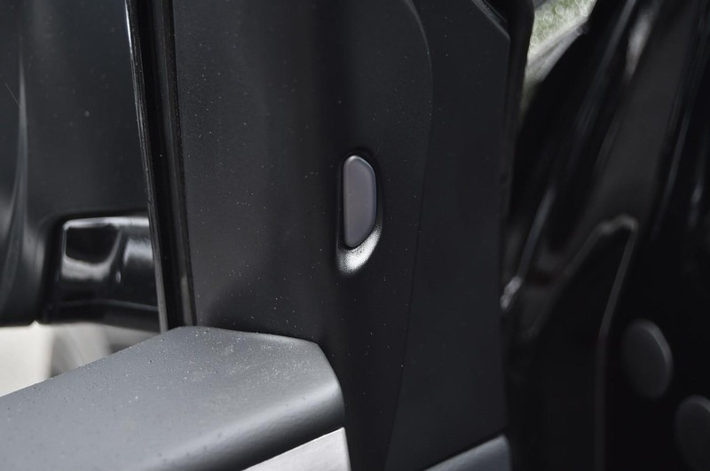 Nissan Murano Vehicle Image 10