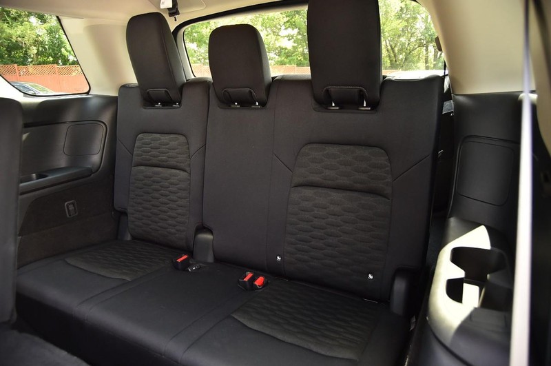 Nissan Pathfinder Vehicle Image 25