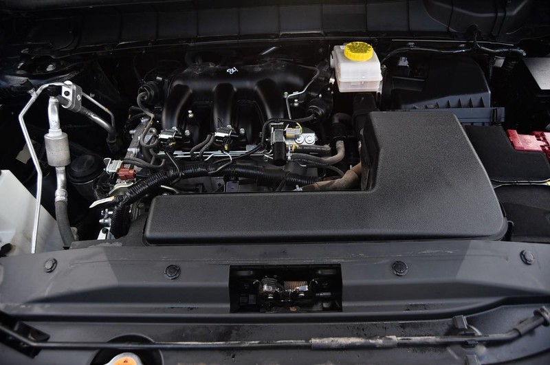 Nissan Pathfinder Vehicle Image 27