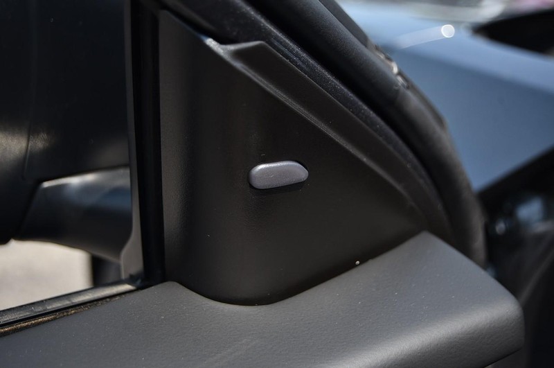 Nissan Altima Vehicle Image 10