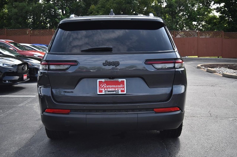 Jeep Grand Cherokee L Vehicle Image 06