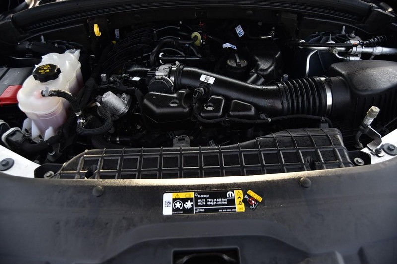 Jeep Grand Cherokee L Vehicle Image 30