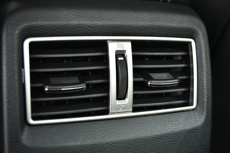Nissan Maxima Vehicle Image 27