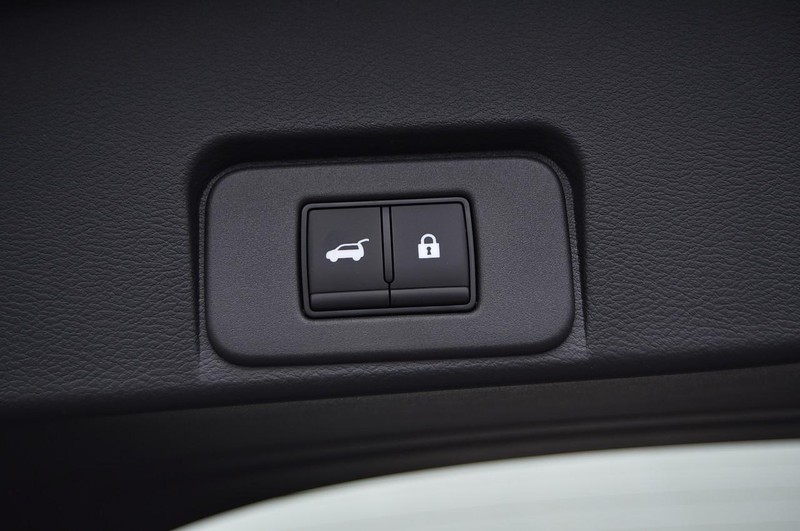 Nissan Rogue Vehicle Image 29