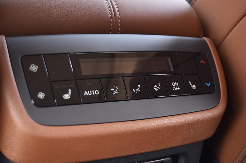 Nissan Pathfinder Vehicle Image 27