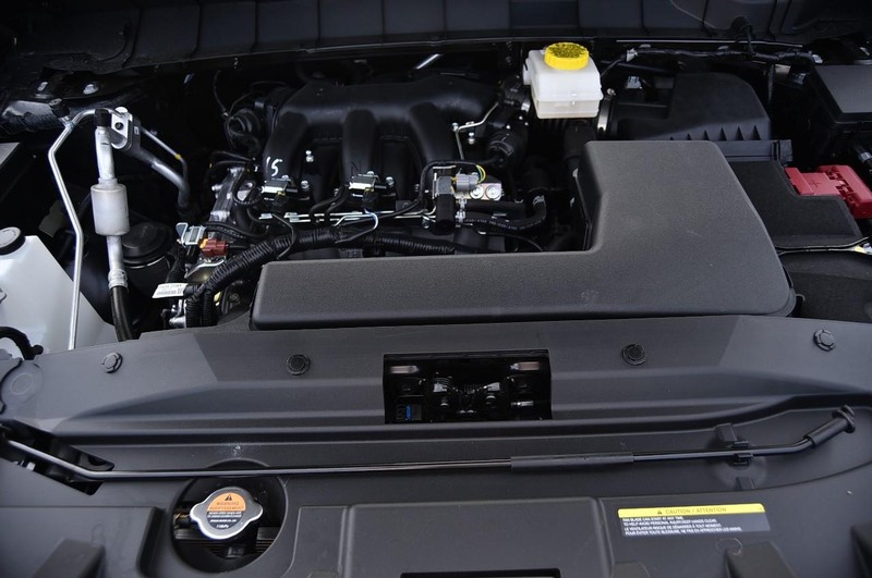 Nissan Pathfinder Vehicle Image 32
