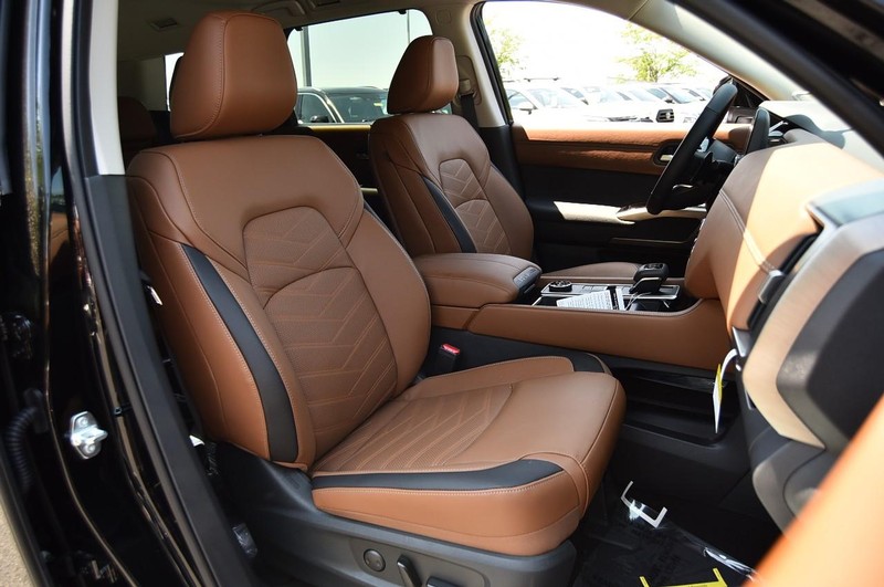 Nissan Pathfinder Vehicle Image 24