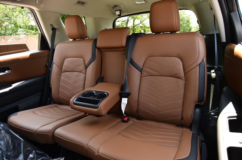 Nissan Pathfinder Vehicle Image 26