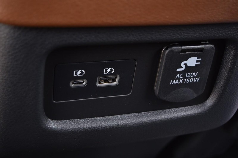 Nissan Pathfinder Vehicle Image 28