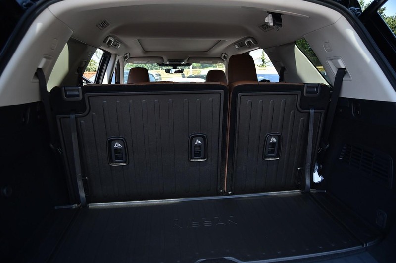 Nissan Pathfinder Vehicle Image 30