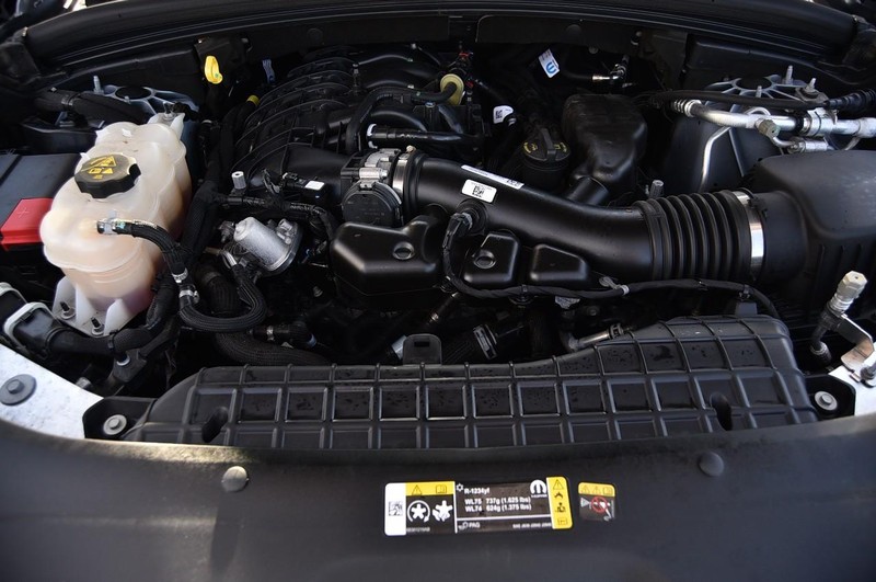 Jeep Grand Cherokee Vehicle Image 28