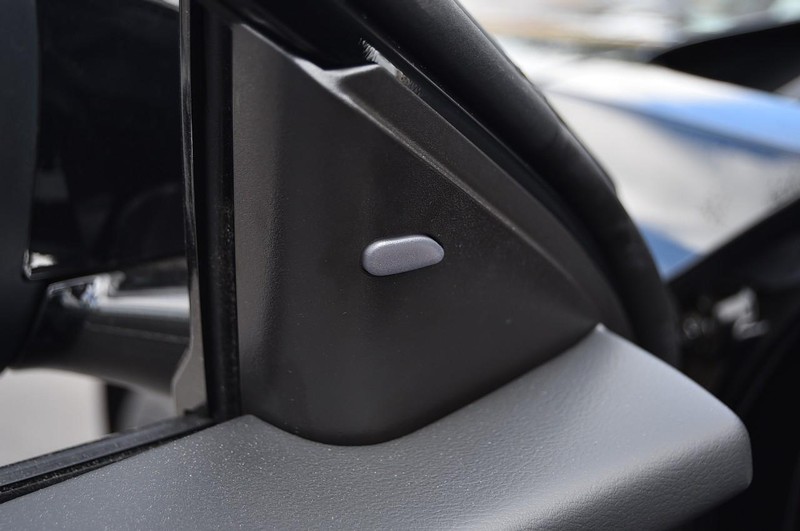 Nissan Altima Vehicle Image 10