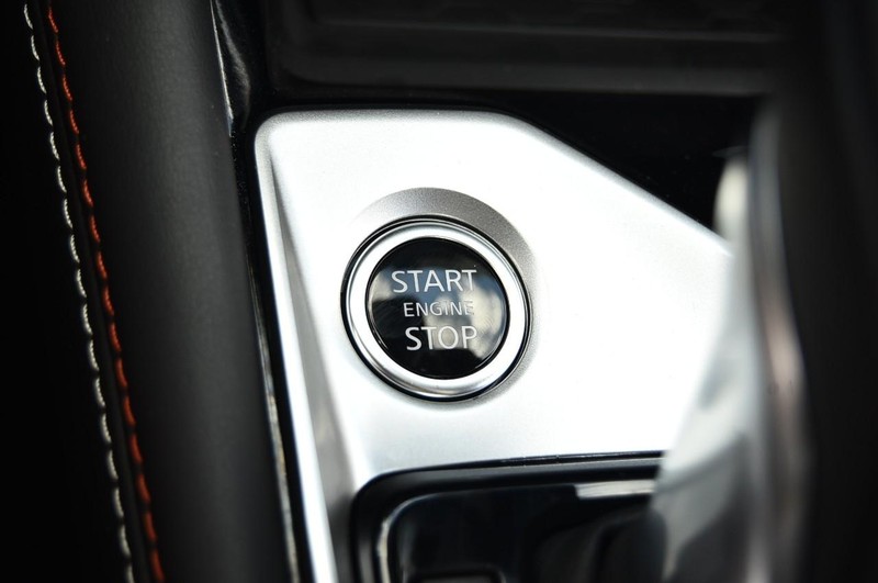 Nissan Altima Vehicle Image 17