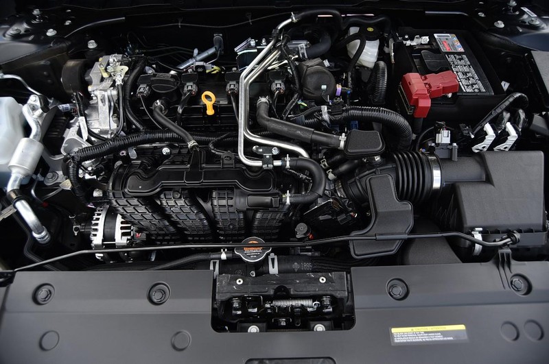 Nissan Altima Vehicle Image 25