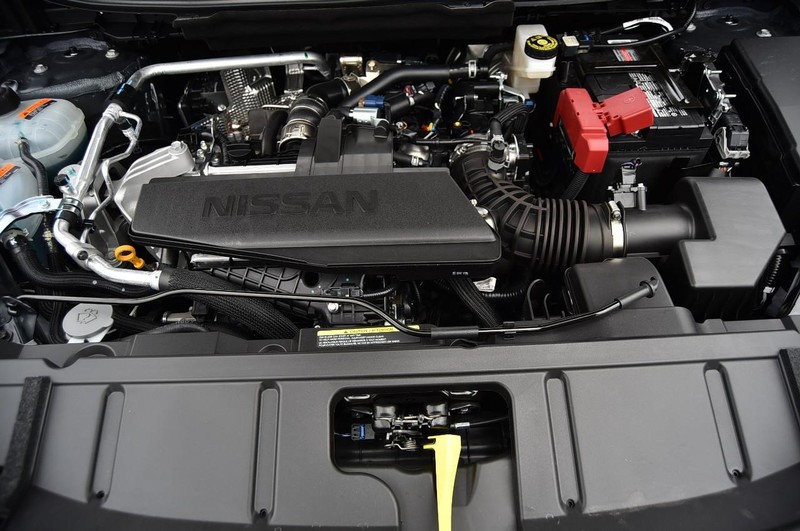 Nissan Rogue Vehicle Full-screen Gallery Image 26