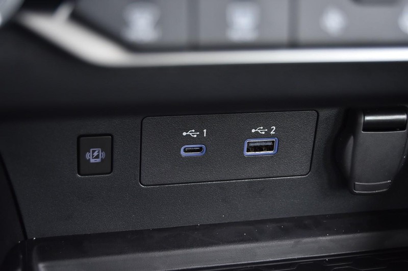 Nissan Altima Vehicle Image 17