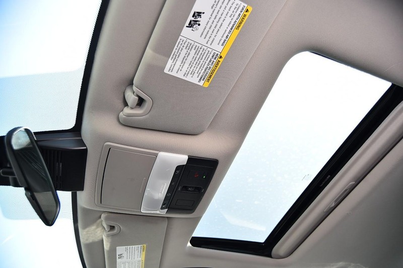 Nissan Altima Vehicle Image 22