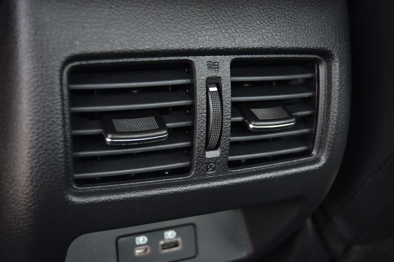 Nissan Altima Vehicle Image 24