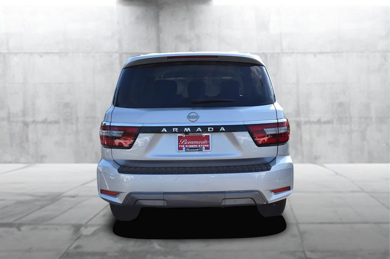 Nissan Armada Vehicle Image 06