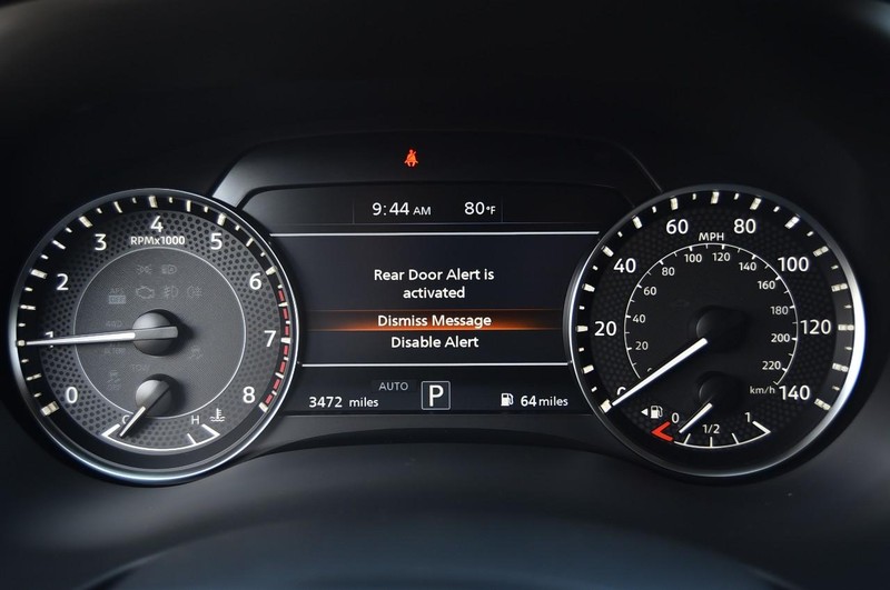 Nissan Armada Vehicle Image 12