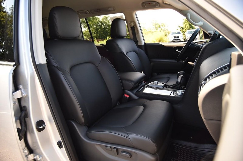 Nissan Armada Vehicle Image 23