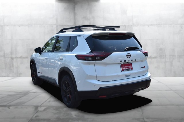 Nissan Rogue Vehicle Image 07